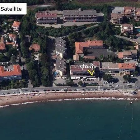 Emplacement Privilégié Pour Ce Bel